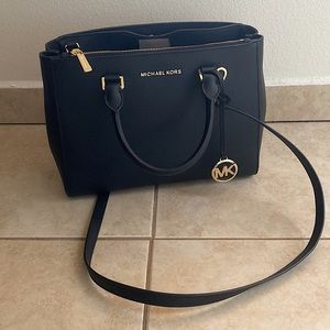 Black Michael Kors Purse